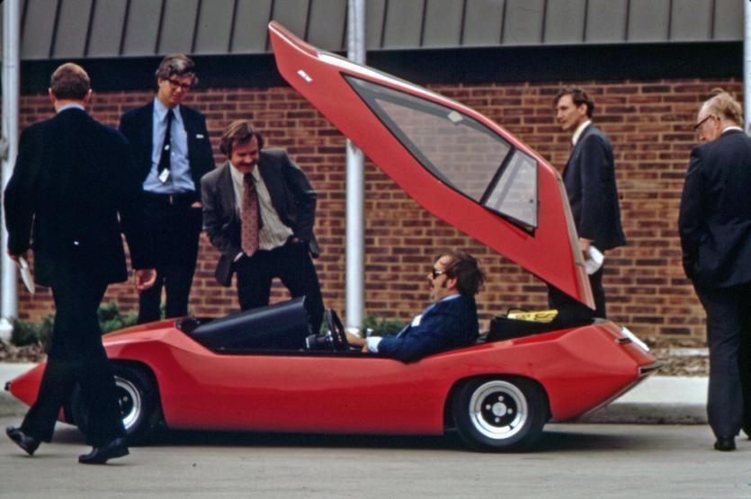 1970lerde yapılıp depoya atılmış elektrikli otomobiller