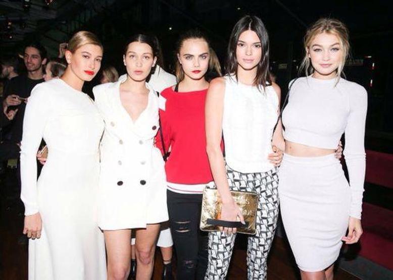 Gigi ve Bella Hadid kardeşler en iyi olmak için yarışacak