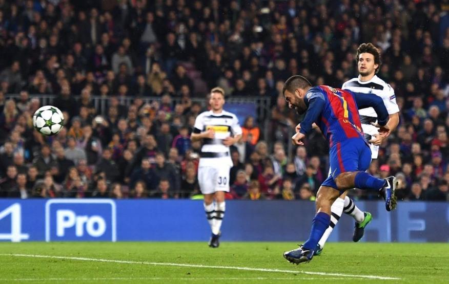 Arda Turan hat-trick yaptı