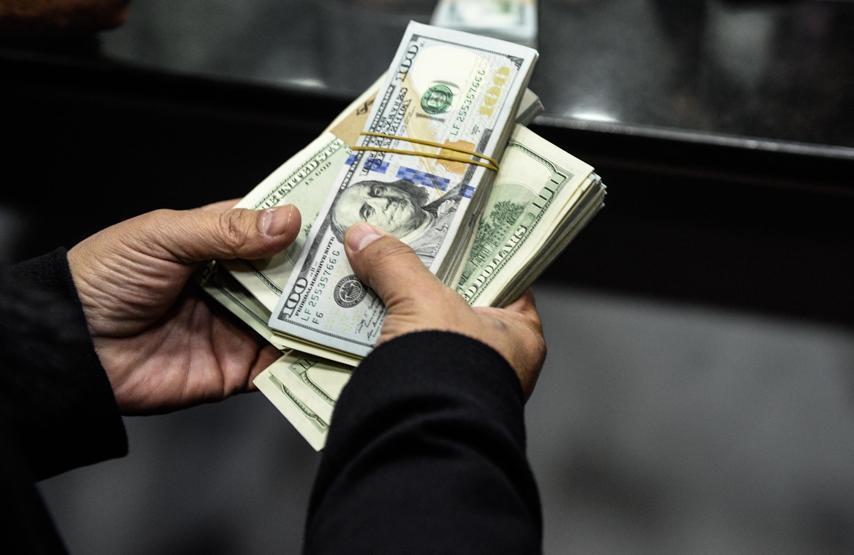 Tek seferde 1 milyon dolar bozdurdular