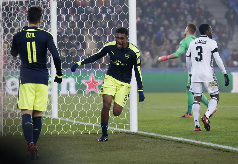 Avrupada Mesut Özil niye listede yok tartışması