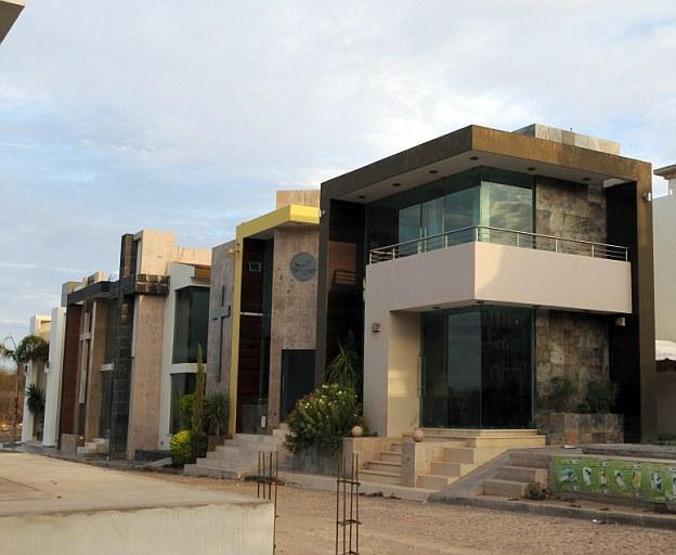 Meksikalı uyuşturucu baronlarının milyon dolarlık mezarları