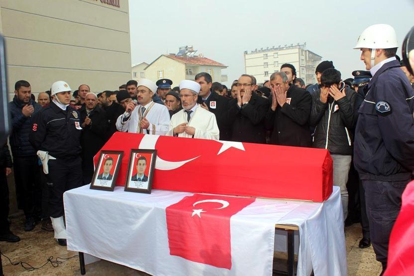Beşiktaş şehitleri uğurlanıyor