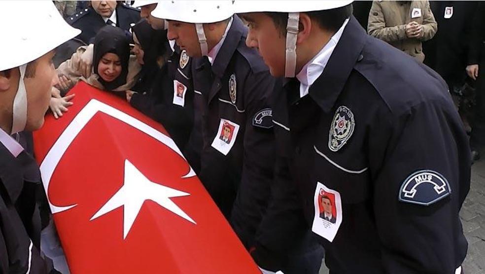 Beşiktaş şehitleri uğurlanıyor