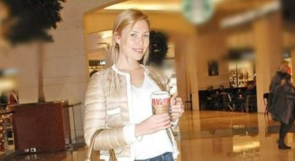 Chloe Loughnan: Yüzüme kapı çarptı