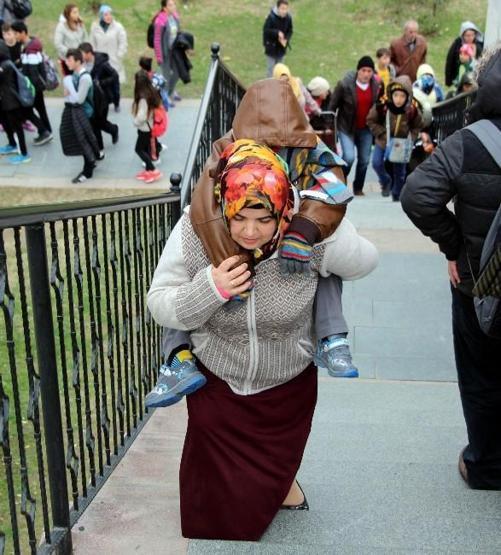 Bir annenin isyanı: Siz de bizim yerimizde olabilirdiniz