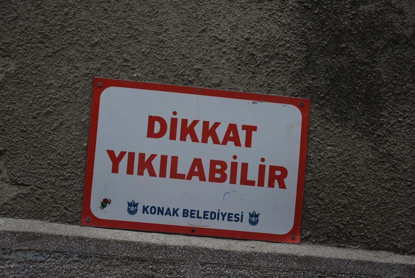 Tarihi cami yıkılma tehlikesiyle karşı karşıya