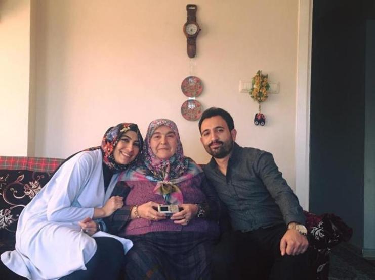 Dünyayı gezen Ayşe teyze: Bekarlık imparatorluktur