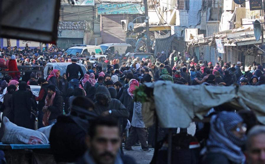 Halepteki sivillerin tahliyesinden fotoğraflar