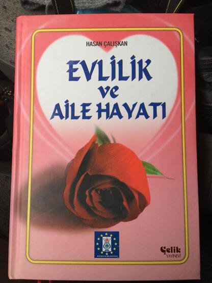 Belediyenin dağıttığı evlilik kitabına isyan etti: Kadını köle gibi gösteriyor