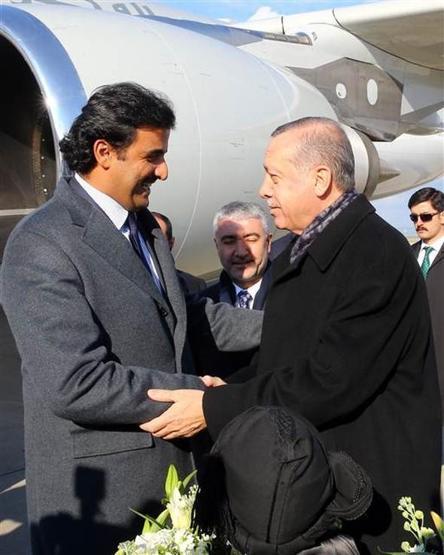 Cumhurbaşkanı Erdoğan, Emir Al Saniyi havaalanında karşıladı