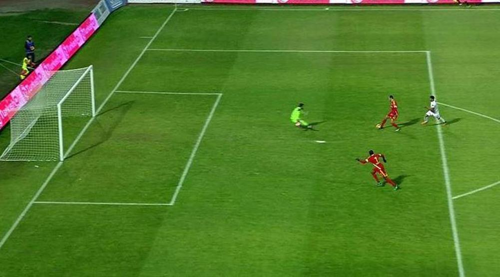 Umut Bulut saç baş yoldurdu