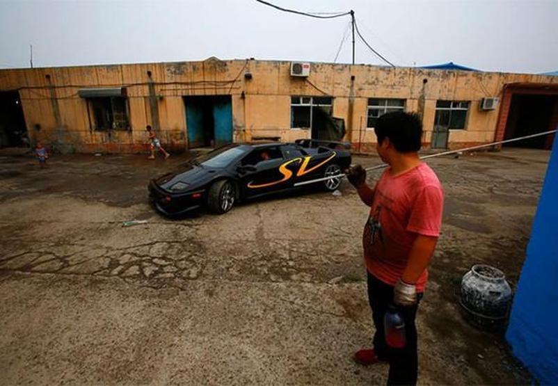 İki Çinli genç 4 yılda Lamborghini otomobil yaptı