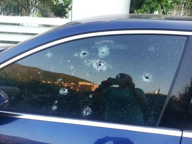 Darbeci general Cumhurbaşkanını altınlarla çekip servis edecekti