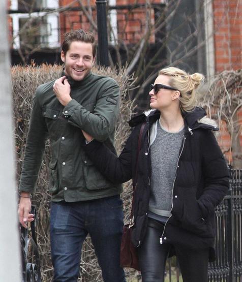 Margot Robbie gizlice evlendi