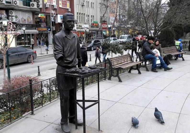 Simitçinin bu kez kolunu kırdılar