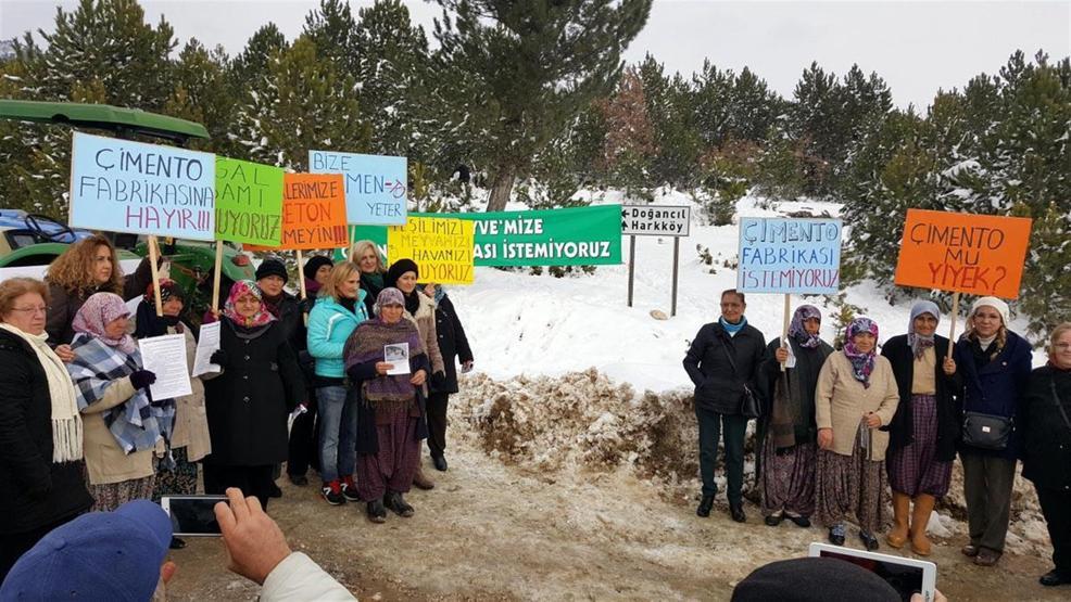 Sakaryada çimento fabrikası isyanı
