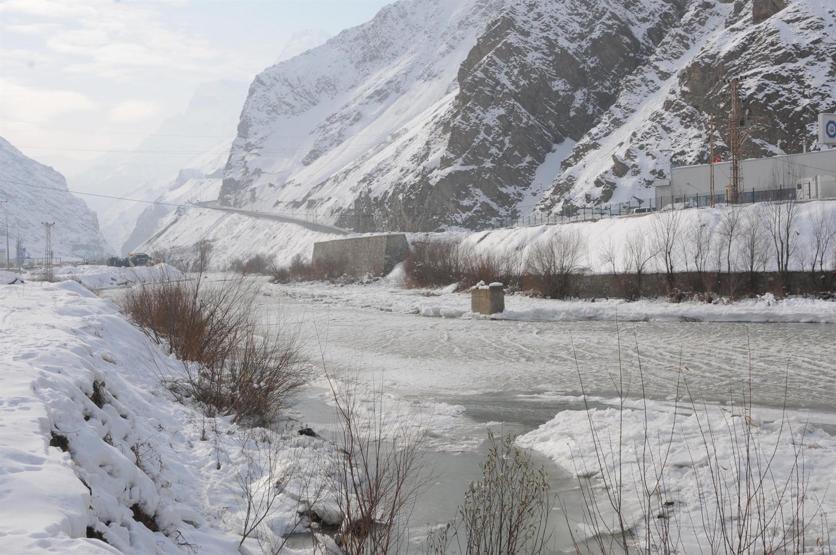Hakkari buz tuttu
