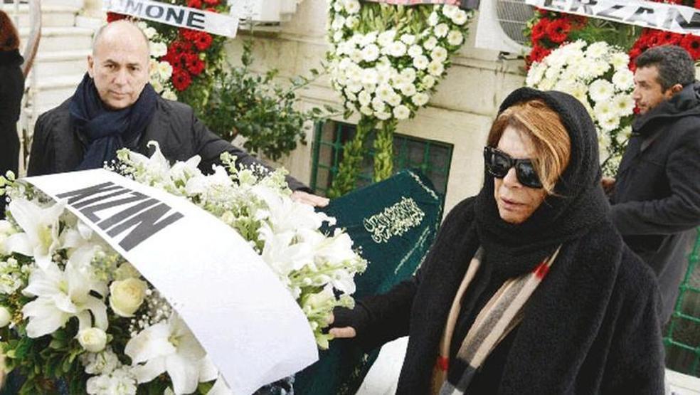 Ünlüler Ferzan Özpetek’i yalnız bırakmadı