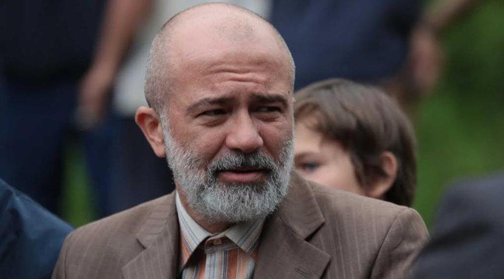 ‘Abdestsiz sokağa çıkmam’