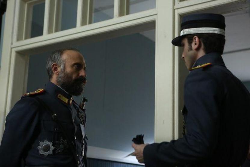 Vatanım Sensin yine zirvede