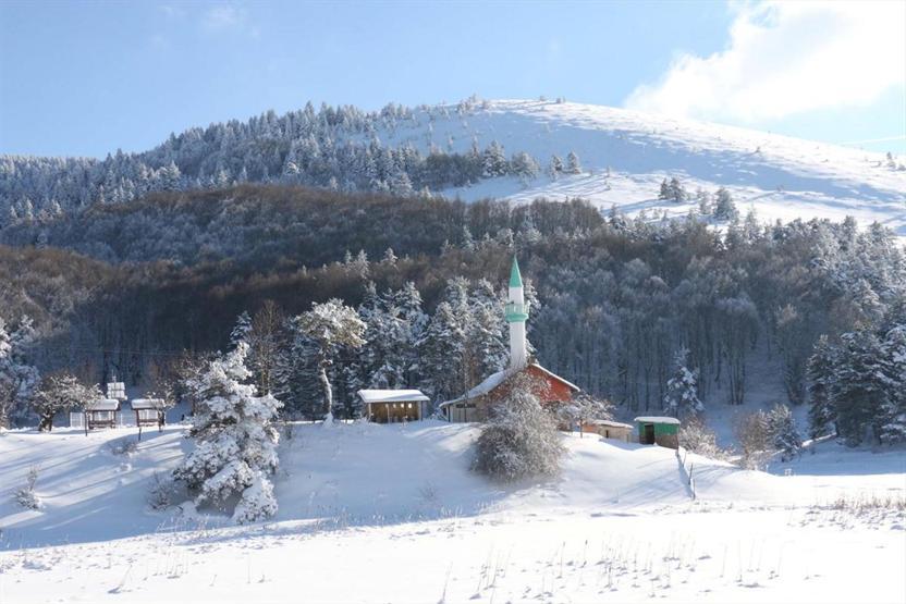 Abant Gölü buz tuttu