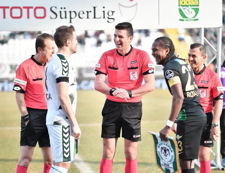 Akhisar Konyayı tek golle geçti