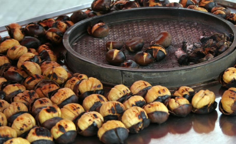 İstanbulu yiyorum gözlerim kapalı