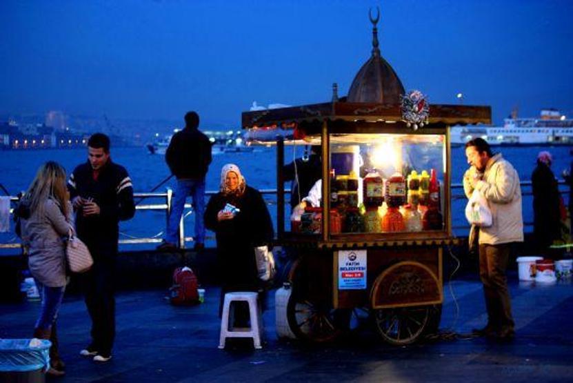 İstanbulu yiyorum gözlerim kapalı