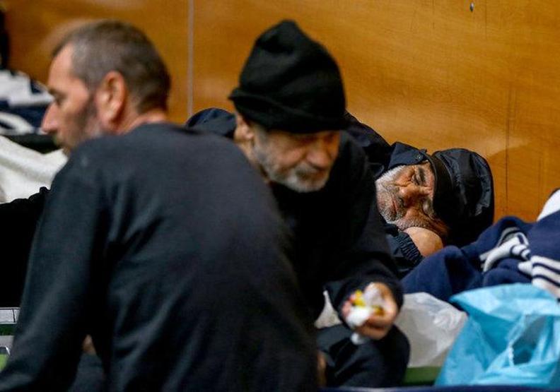 Ünlü dolandırıcının oğlu sokaklarda yaşıyor