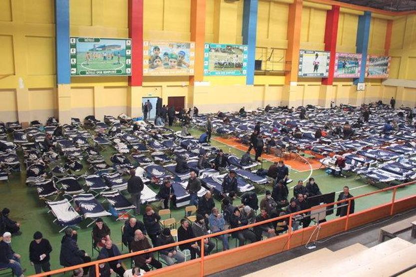 Ünlü dolandırıcının oğlu sokaklarda yaşıyor
