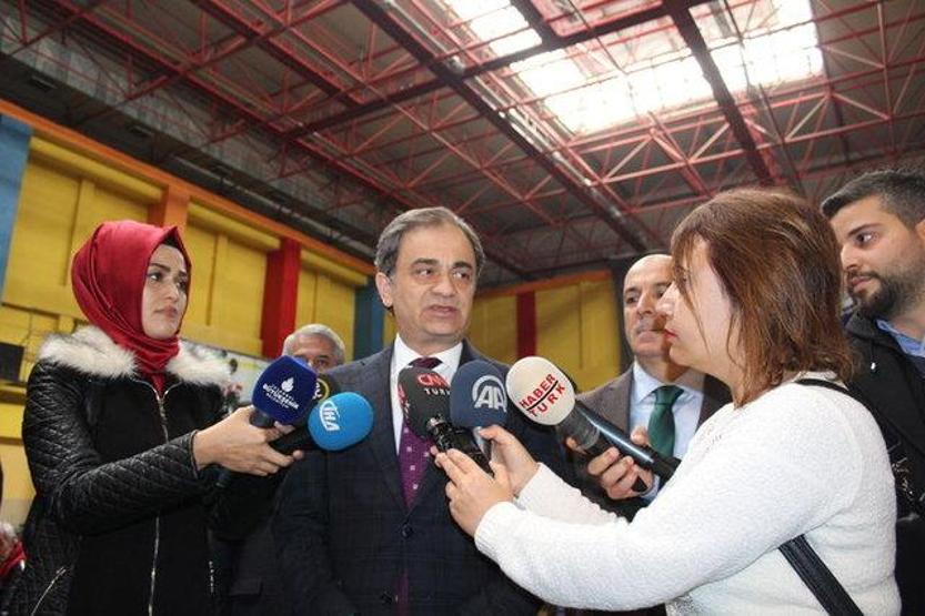 Ünlü dolandırıcının oğlu sokaklarda yaşıyor