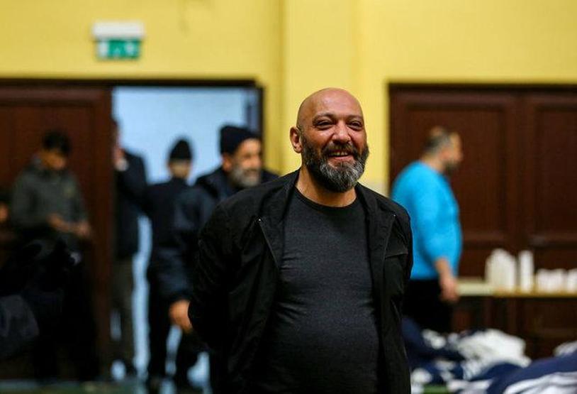 Ünlü dolandırıcının oğlu sokaklarda yaşıyor
