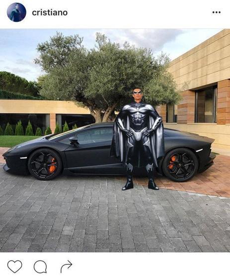 Ronaldonun araba sevdası capsleri