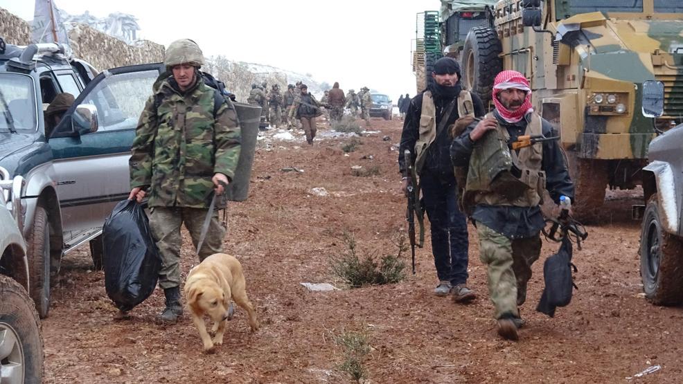 El Babdaki Fırat Kalkanı Operasyonundan ilk kareler