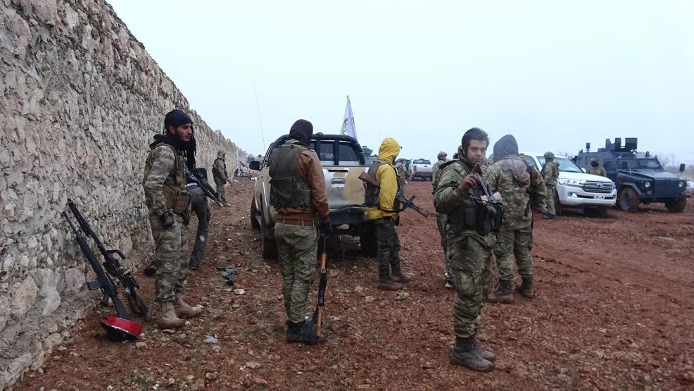 El Babdaki Fırat Kalkanı Operasyonundan ilk kareler