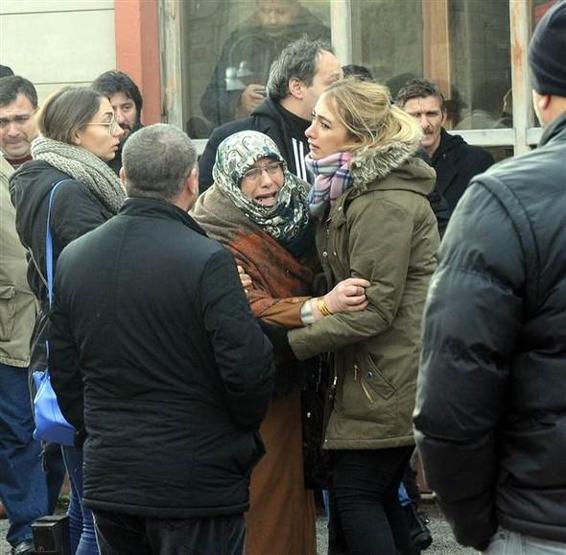 Adli Tıp önünde acı bekleyiş