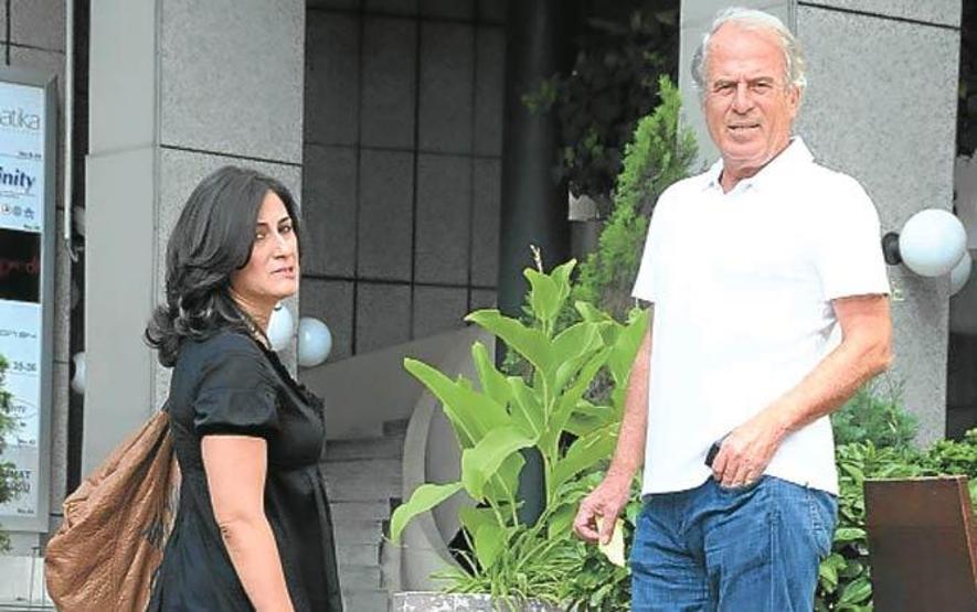 Mustafa Denizliye tehdit Kafana sıkarım senin