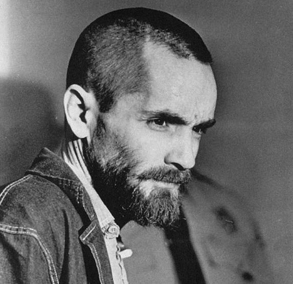 Dünyanın en ünlü seri katili Charles Manson hastaneye kaldırıldı