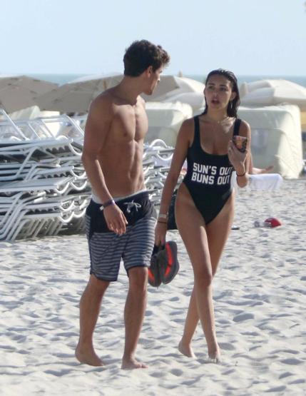 Madison Beer yine büyüledi