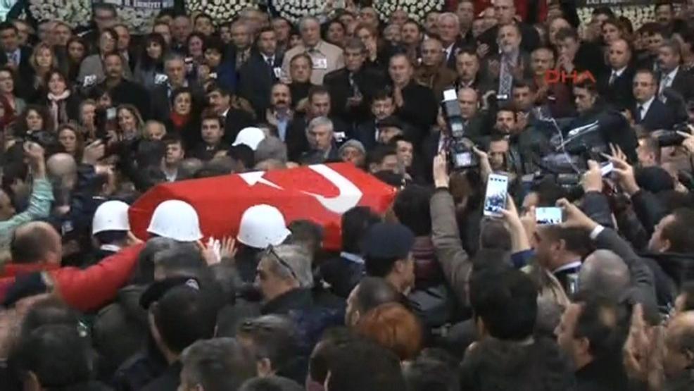 İzmir Adliyesinde şehitler için tören düzenlendi