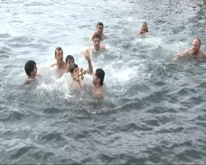 Burgazadada haç çıkarma töreni
