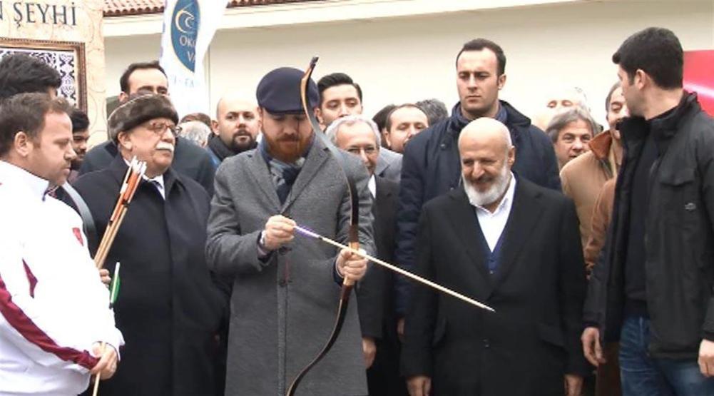 Bakan Nabi Avcı, Bilal Erdoğan ile birlikte ok attı