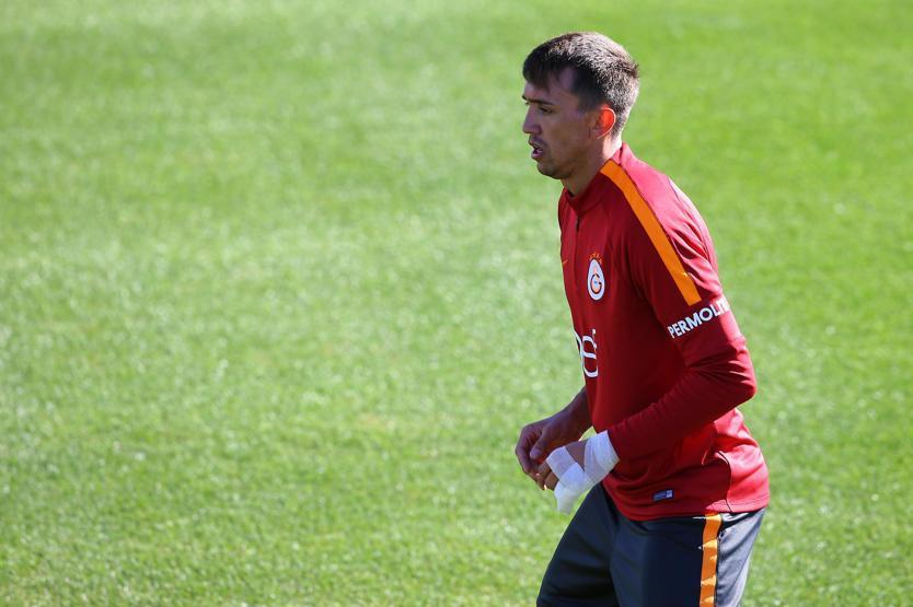 Podolski gidiyor, Rodrigues geliyor, Chedjou kadro dışı, Yasin ise...