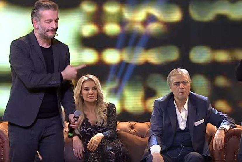 Ahmet Kural ve Murat Cemcir Almanca şarkı ile Beyaz Showu salladı