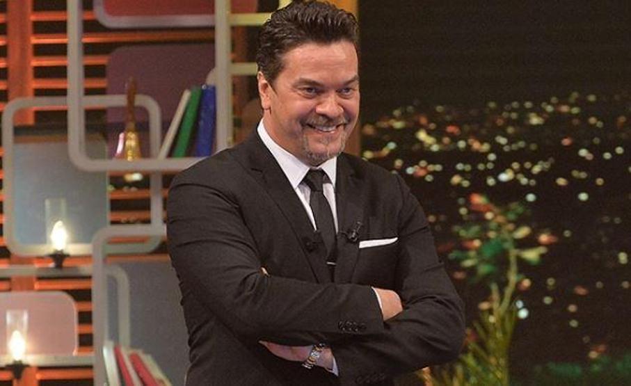 Ahmet Kural ve Murat Cemcir Almanca şarkı ile Beyaz Showu salladı