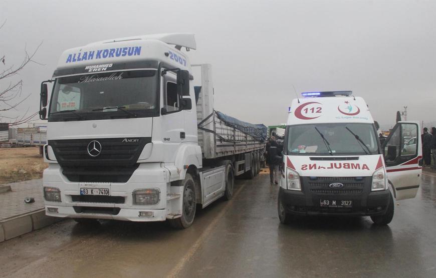 Mısırların arasında kazada kopan kolunu aradılar