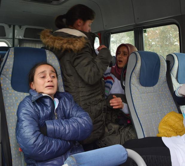 Eksi 7 derecede koşan öğrenciler gözyaşlarını tutamadı