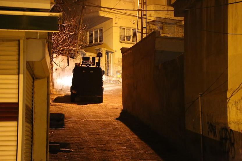 Siirtte çatışma: PKKlı 2 kadın terörist ölü ele geçti