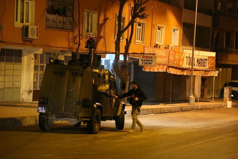 Siirtte çatışma: PKKlı 2 kadın terörist ölü ele geçti